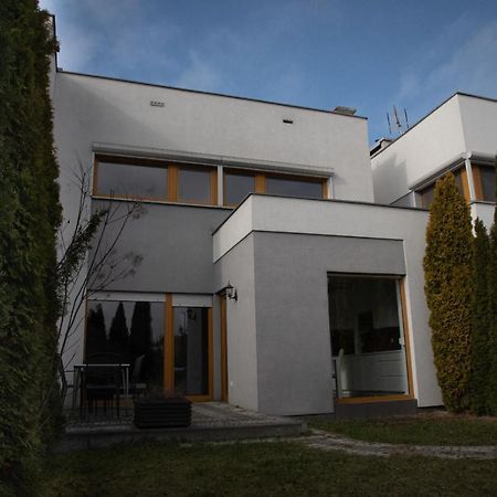 Dom Dabrowka Poznan Apartment Paledzie Ngoại thất bức ảnh