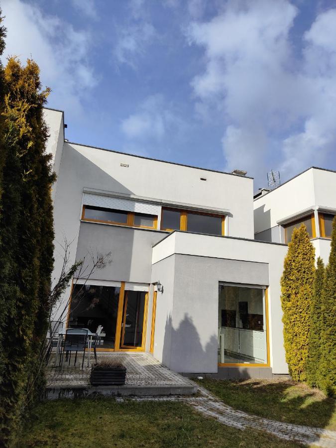 Dom Dabrowka Poznan Apartment Paledzie Ngoại thất bức ảnh