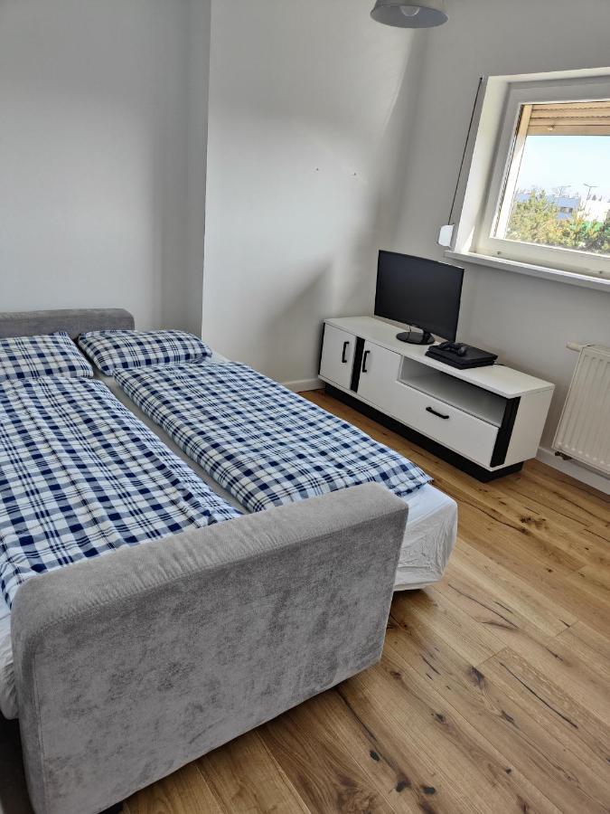 Dom Dabrowka Poznan Apartment Paledzie Ngoại thất bức ảnh